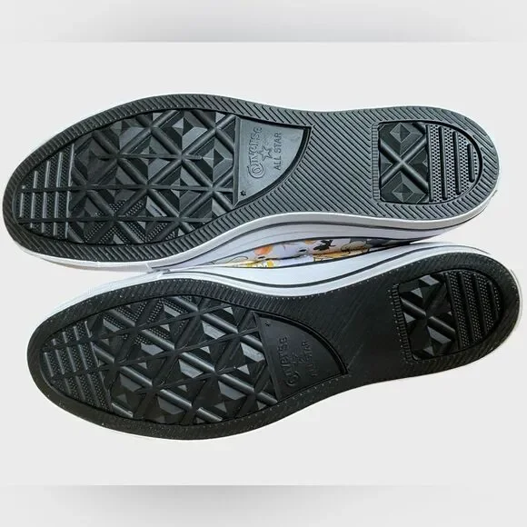 NEW Converse x Tom and Jerry Chuck Taylor All Star Limited Ed Men's 10 Wmn's 12 - Picture 14 of 16